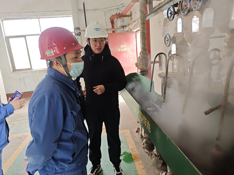 电厂锅炉水汽取样池现场
